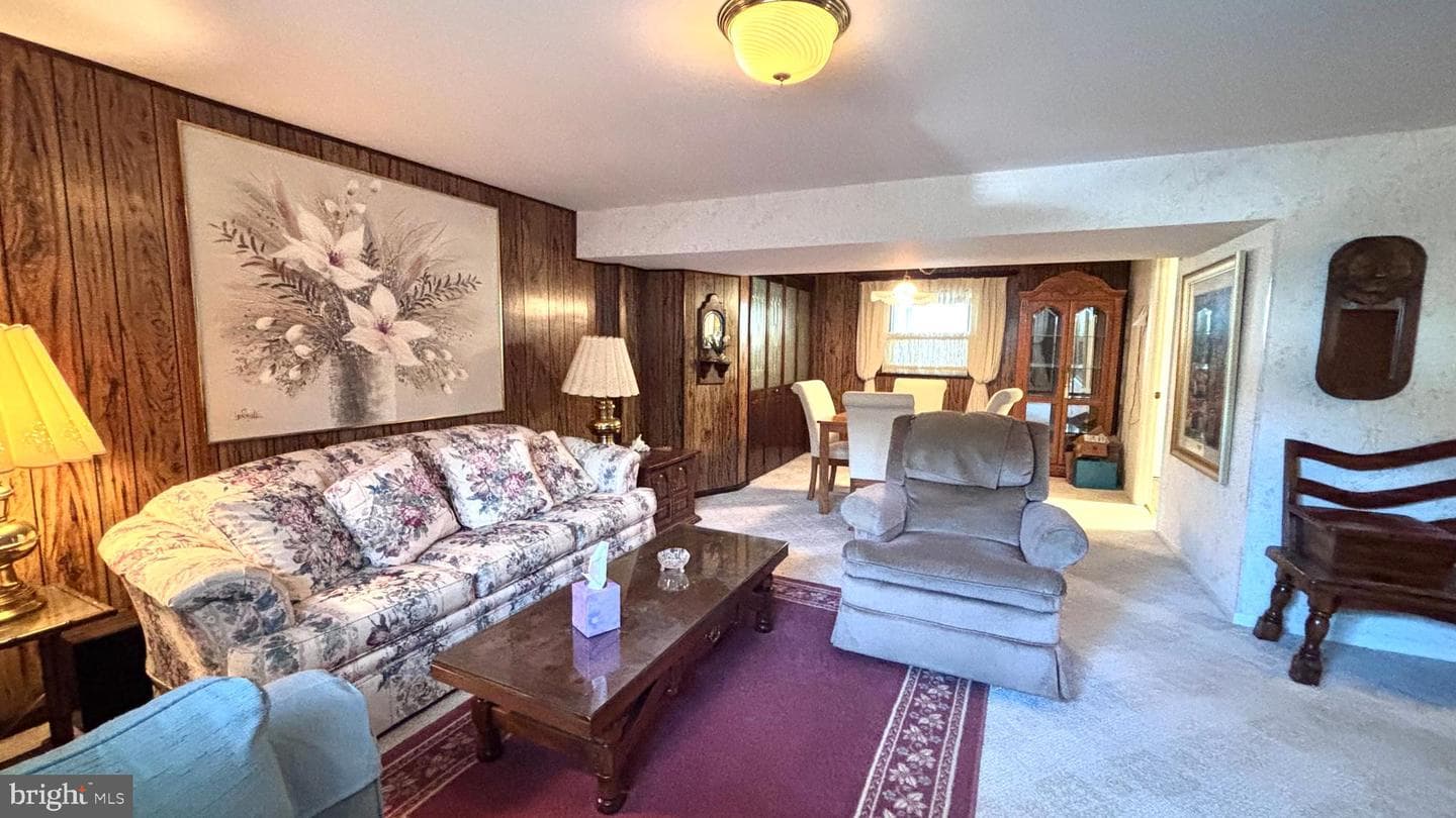 9401 Tulip Street photo 36