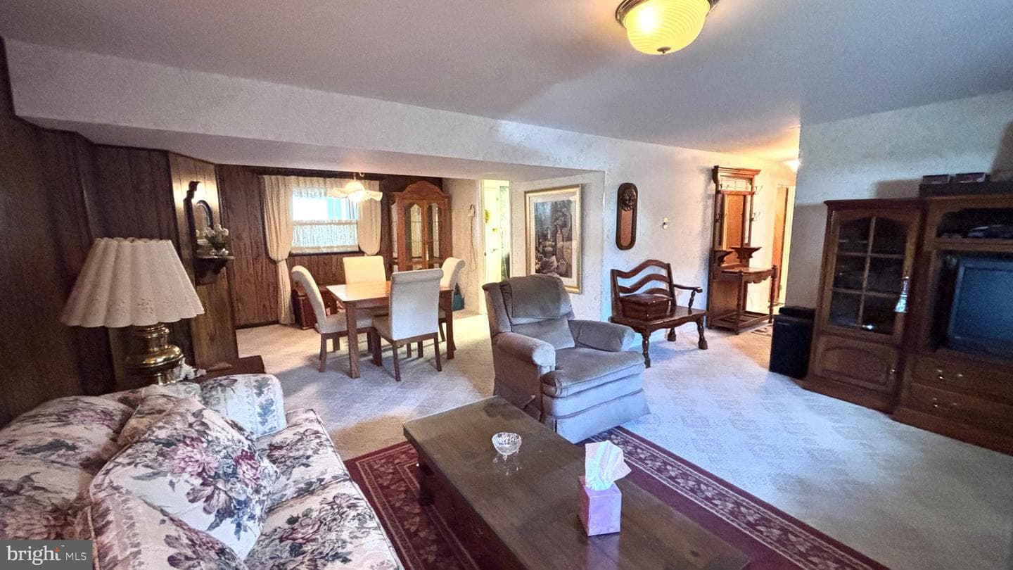 9401 Tulip Street photo 39