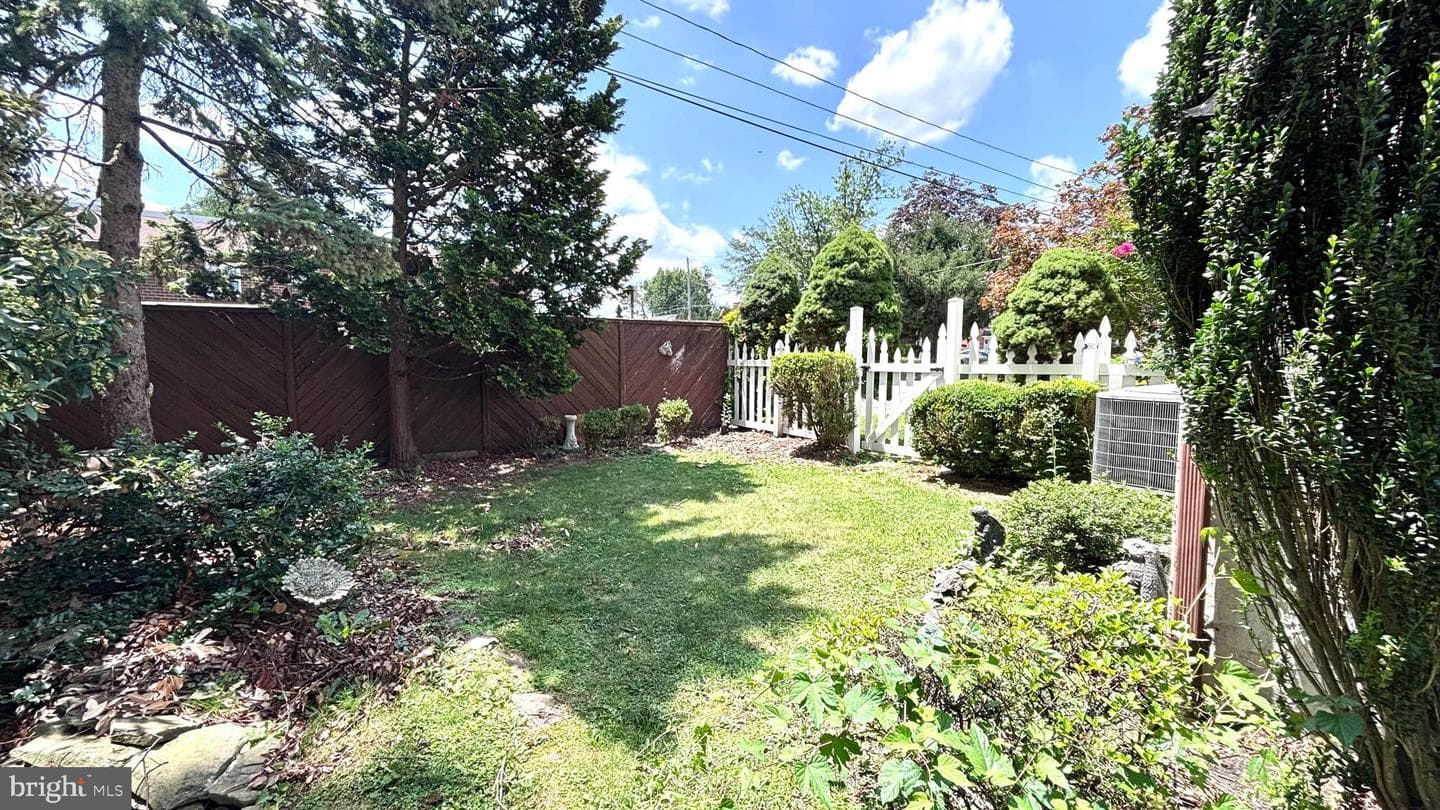 9401 Tulip Street photo 72