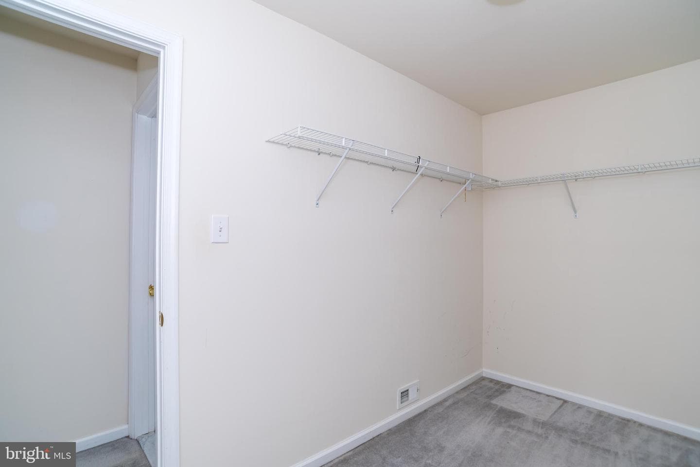 800 Red Lion Road photo 26