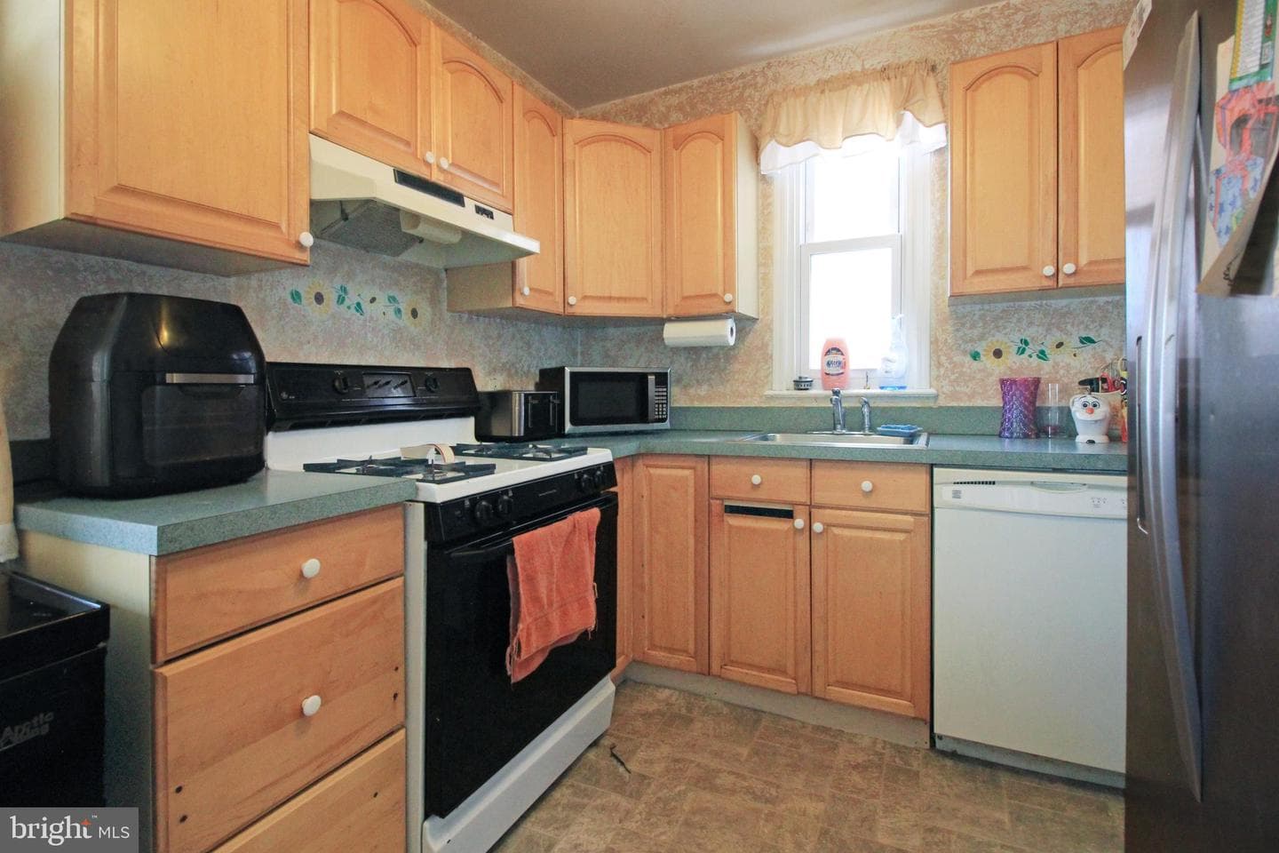3515 Ashville Street photo 4