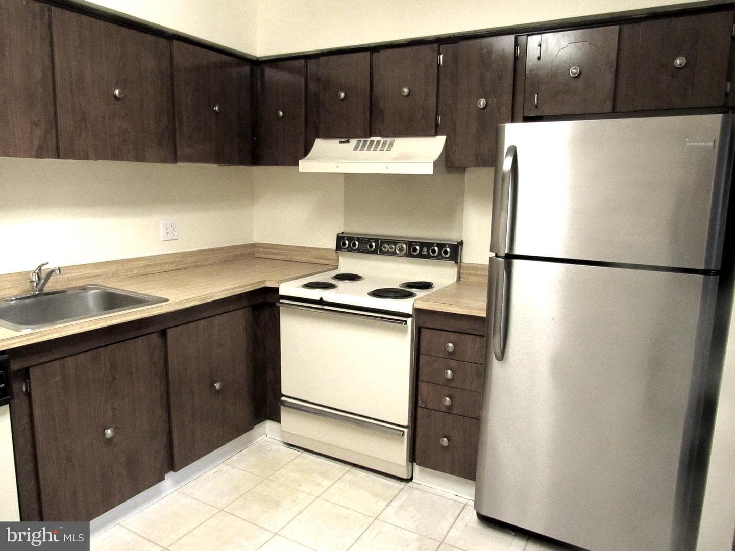 4000 Gypsy Lane #603 F2 photo 18