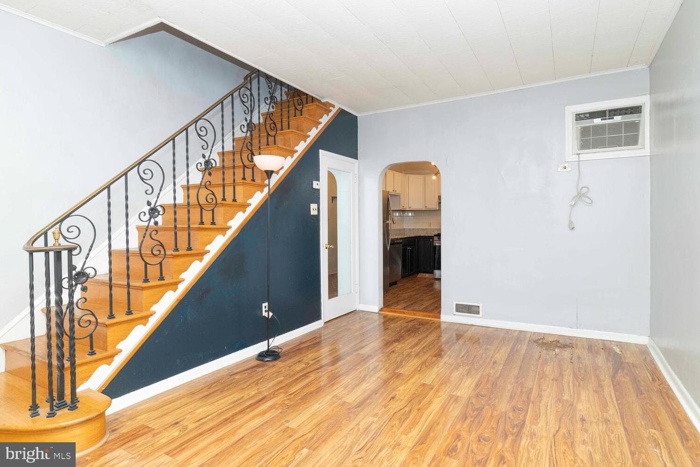 2319 S Woodstock Street photo 7