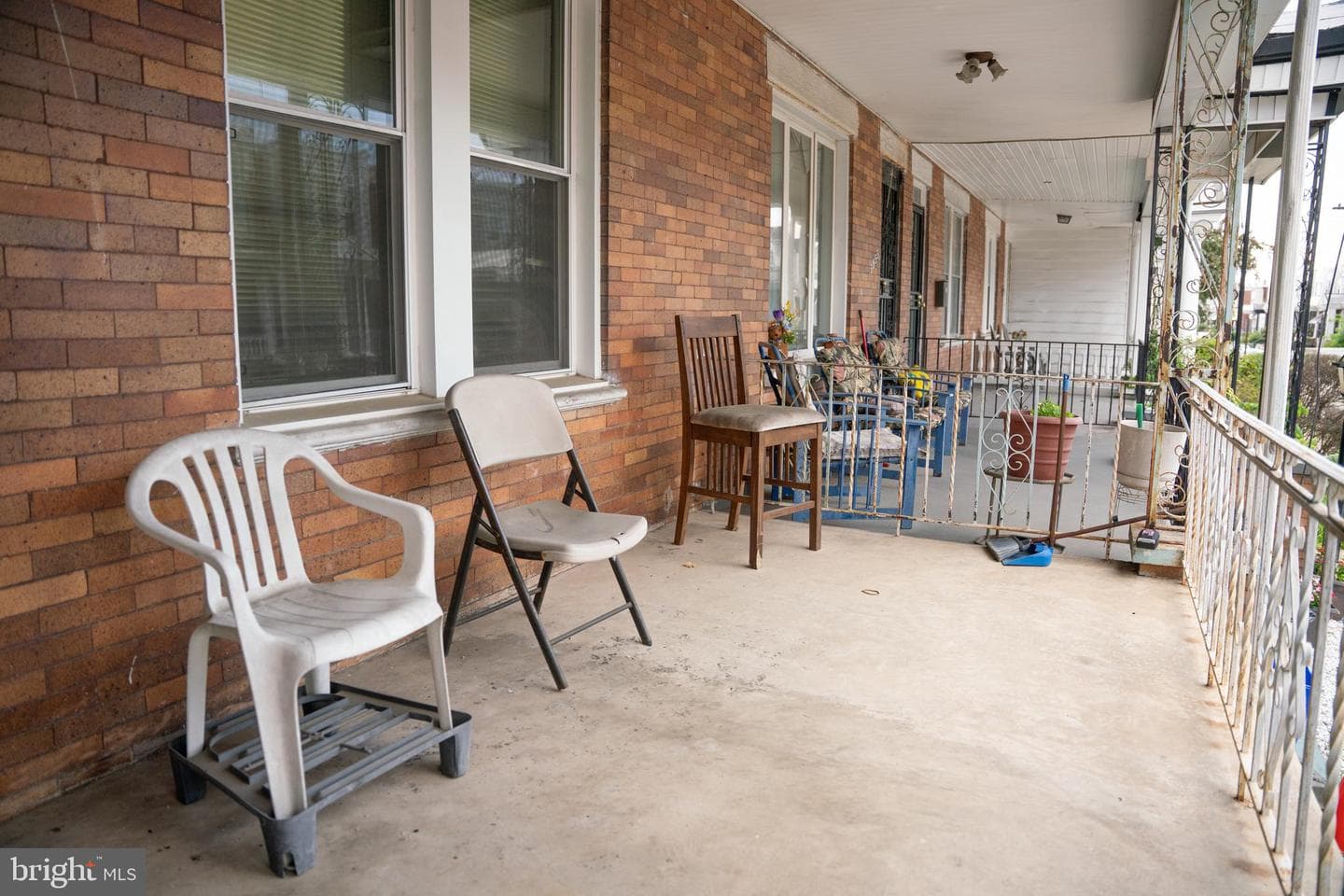 5857 Hazel Avenue photo 2