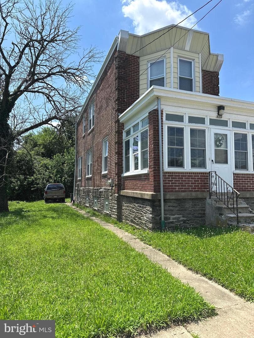 7640-7642 Williams Avenue photo 2