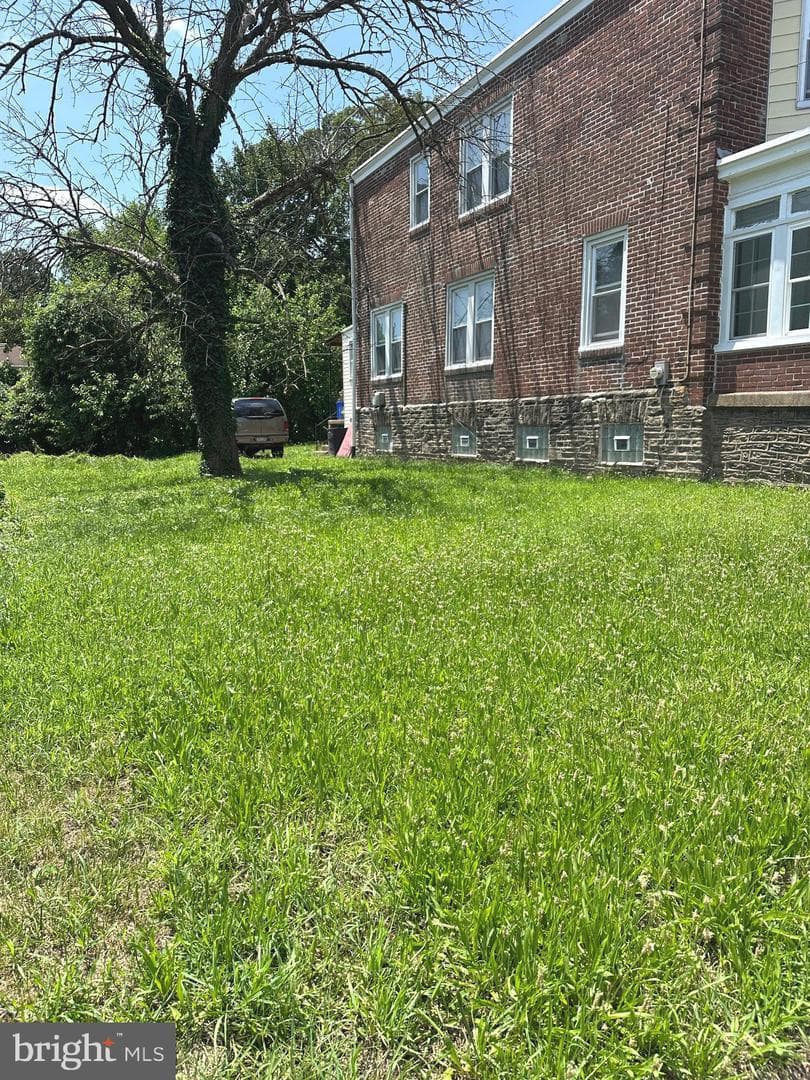 7640-7642 Williams Avenue photo 3