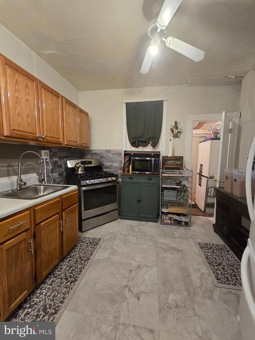 5045 Summer Street photo 10