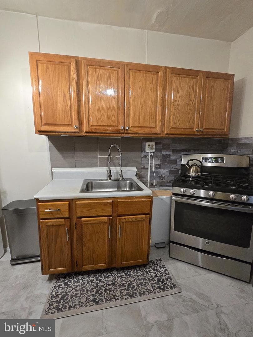 5045 Summer Street photo 12