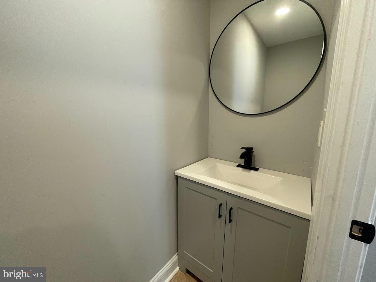 3580 Richmond Street photo 16