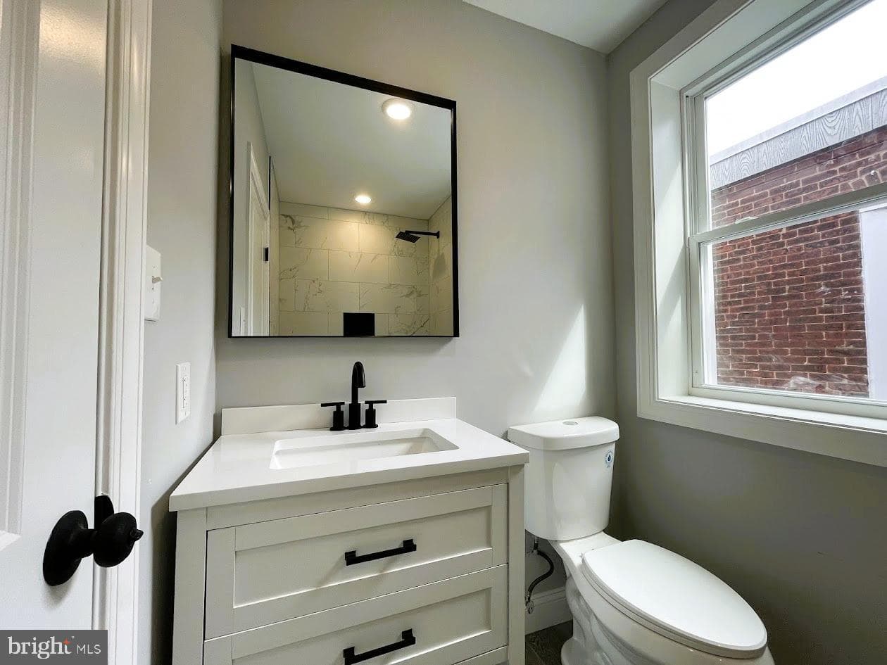 3580 Richmond Street photo 32