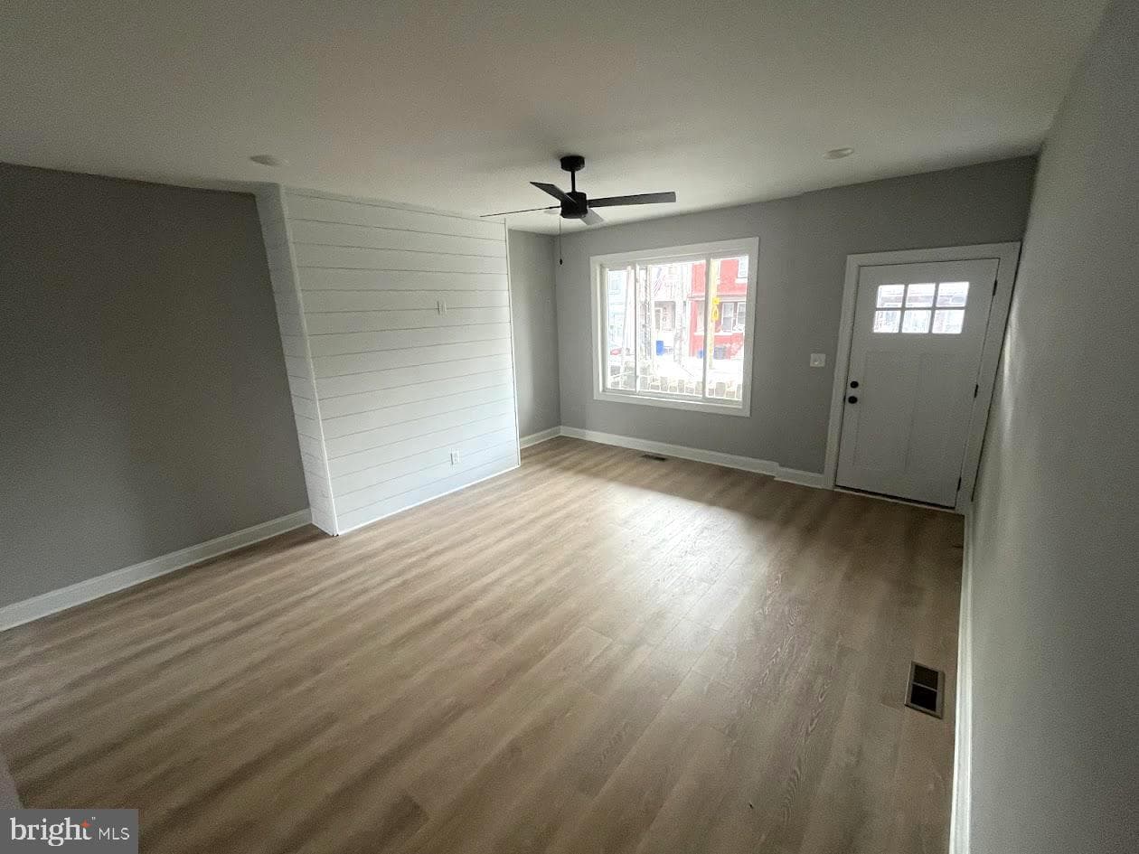3580 Richmond Street photo 6