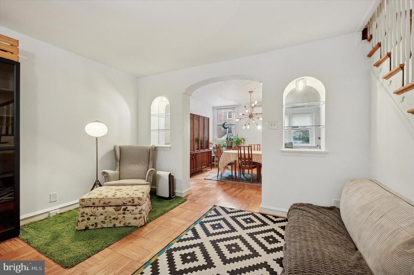 5749 W Jefferson Street photo 9