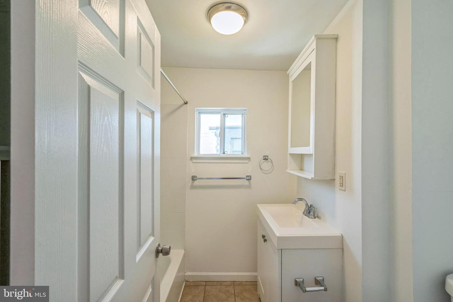 2519 E Gordon Street photo 14