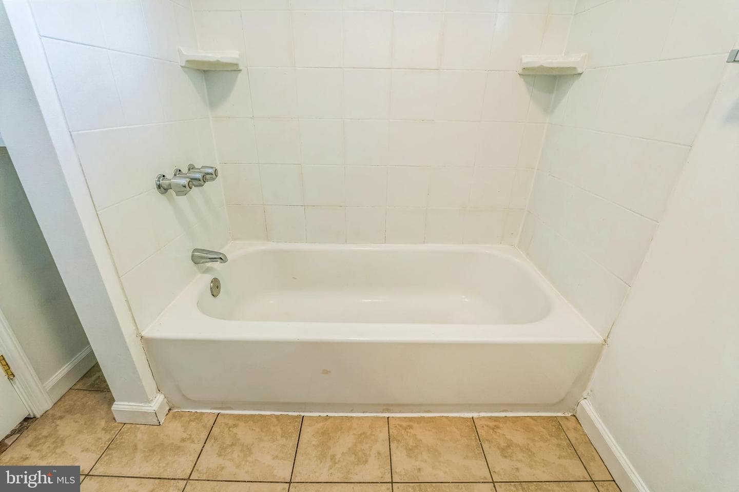 2519 E Gordon Street photo 16