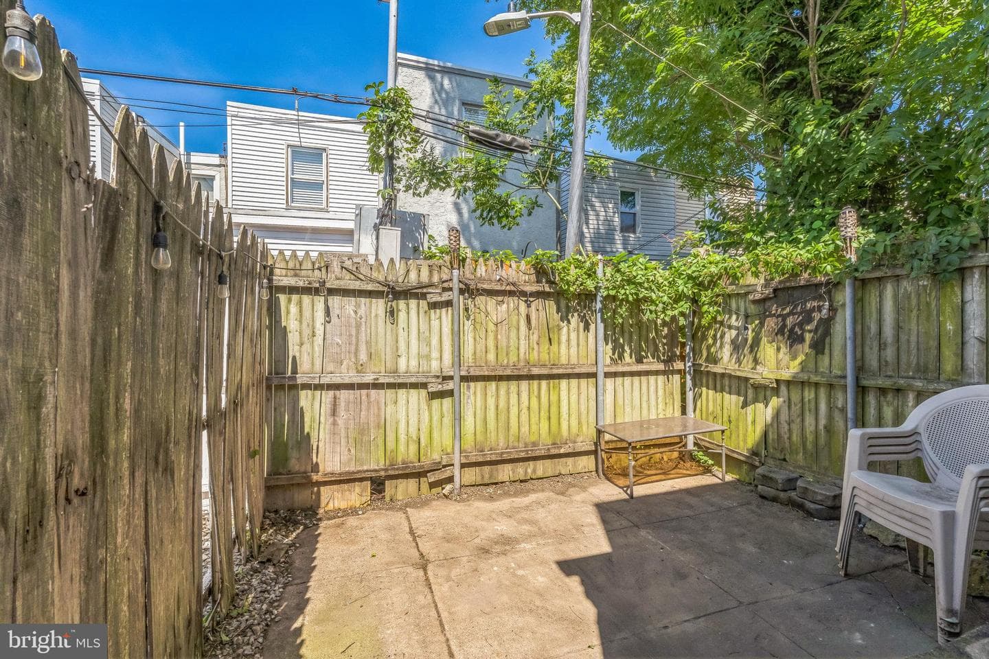 2519 E Gordon Street photo 2