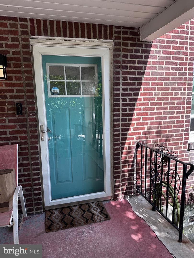 919 Edgemore Road photo 3