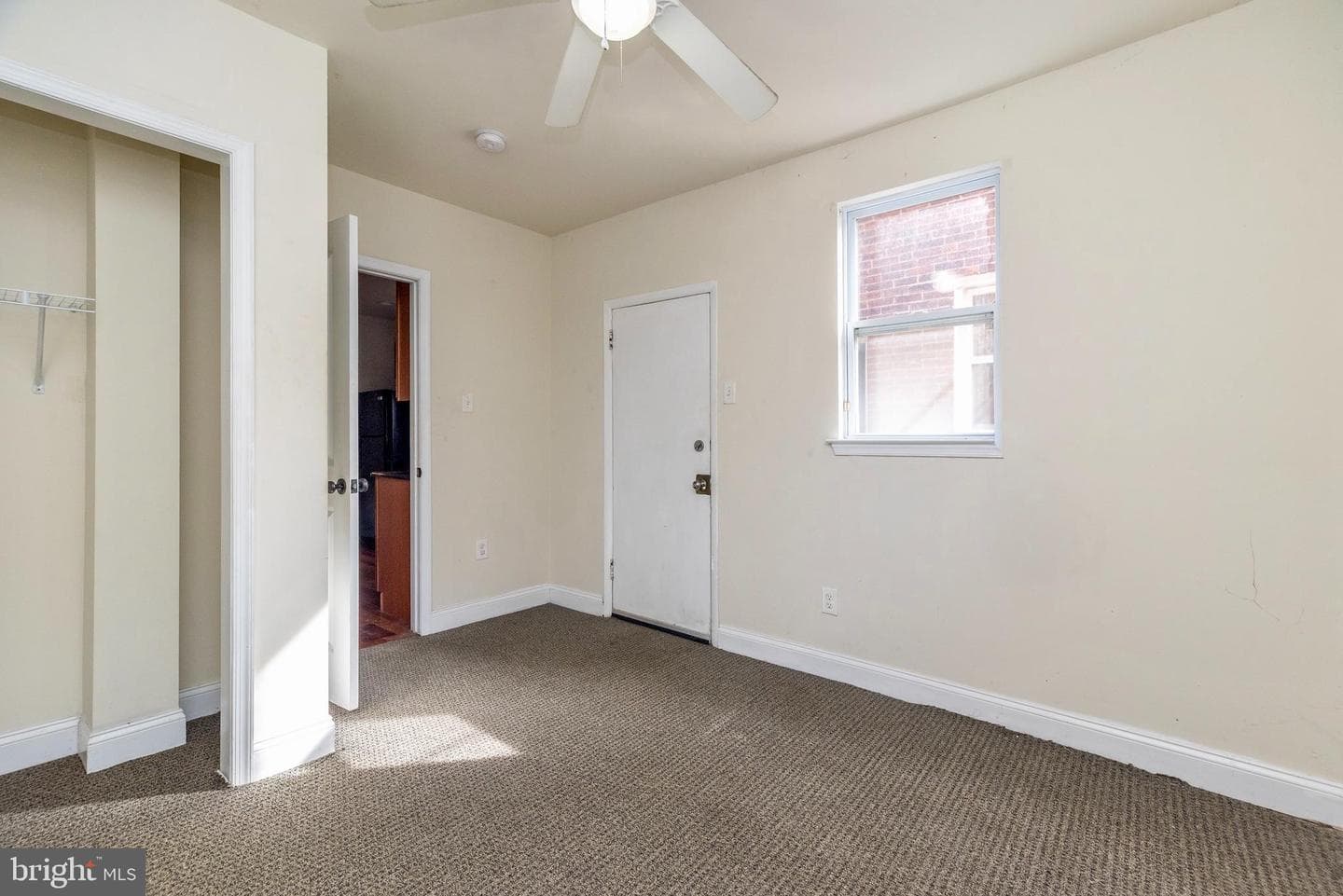 5636 N Uber Street photo 13