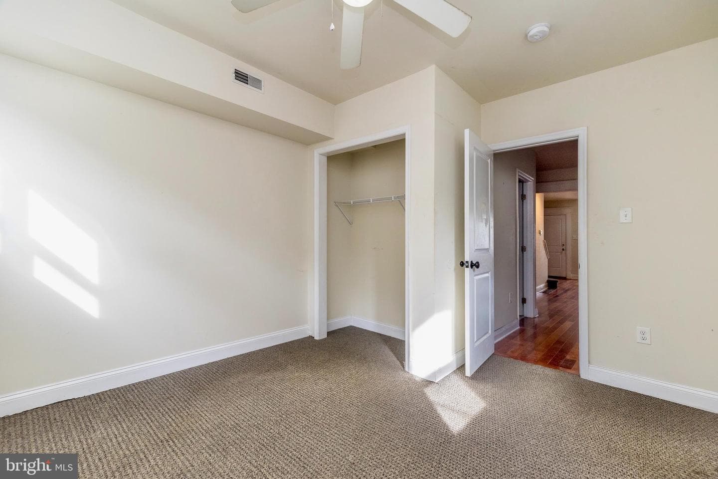 5636 N Uber Street photo 14