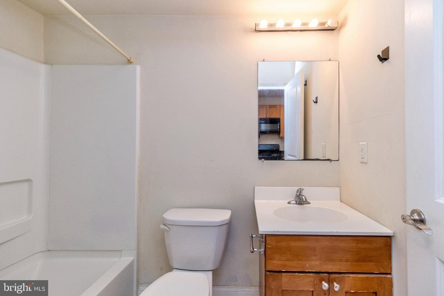 5636 N Uber Street photo 15