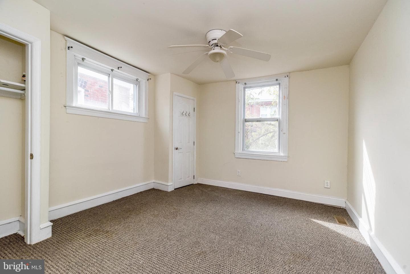 5636 N Uber Street photo 19