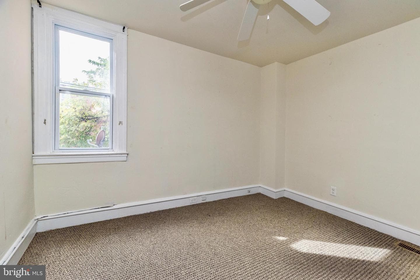 5636 N Uber Street photo 21