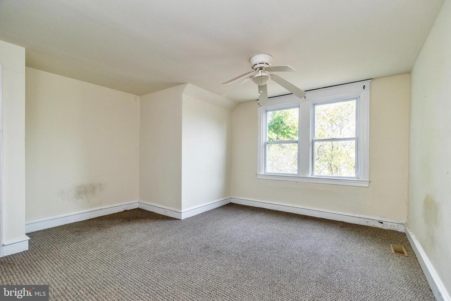 5636 N Uber Street photo 24