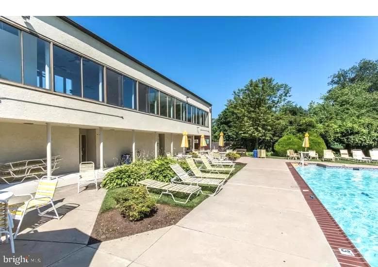315 Shawmont Avenue #E photo 45