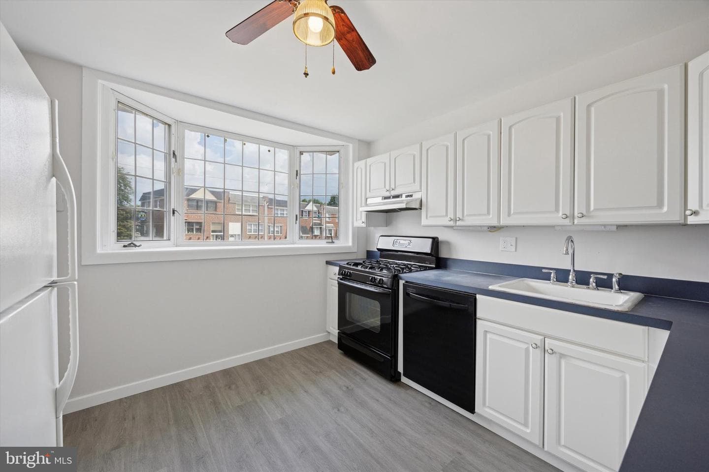 12136 Sweet Briar Road photo 11