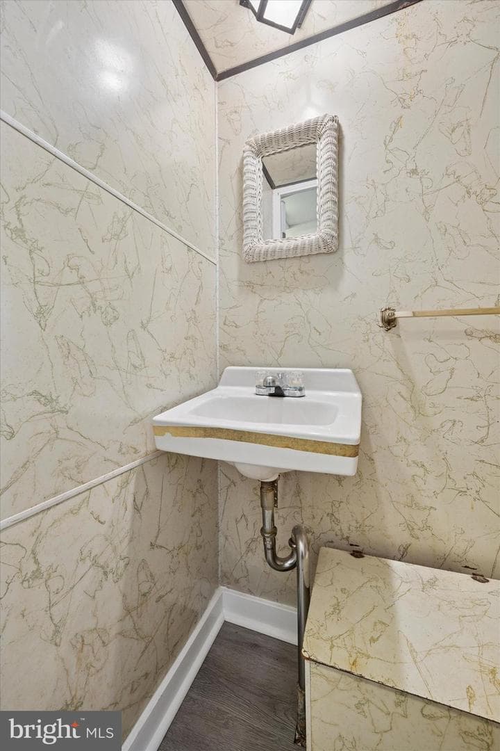 12136 Sweet Briar Road photo 22