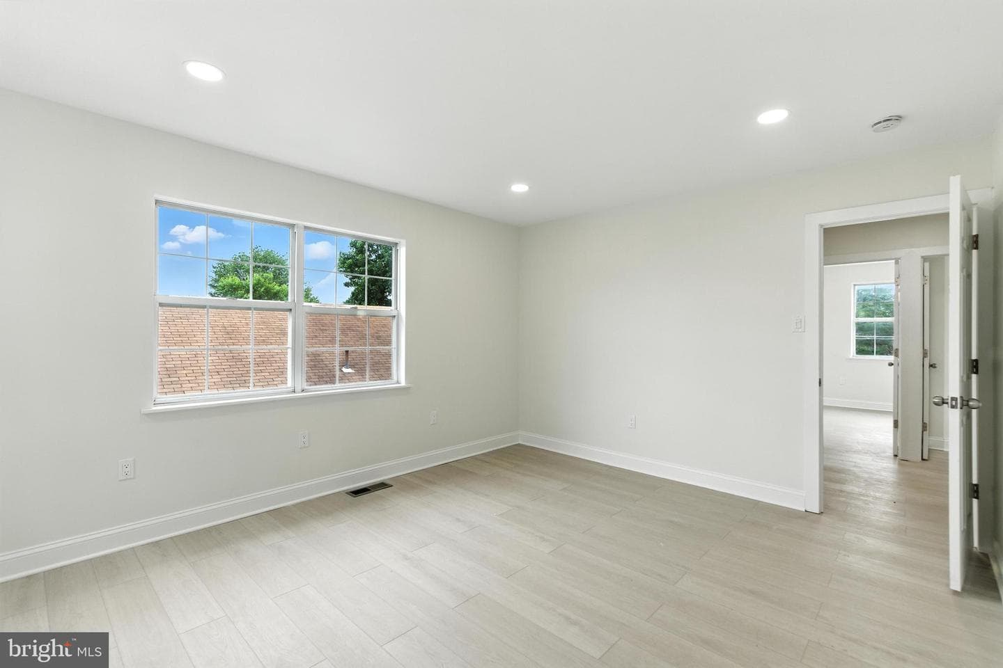 9219 Exeter Road photo 36