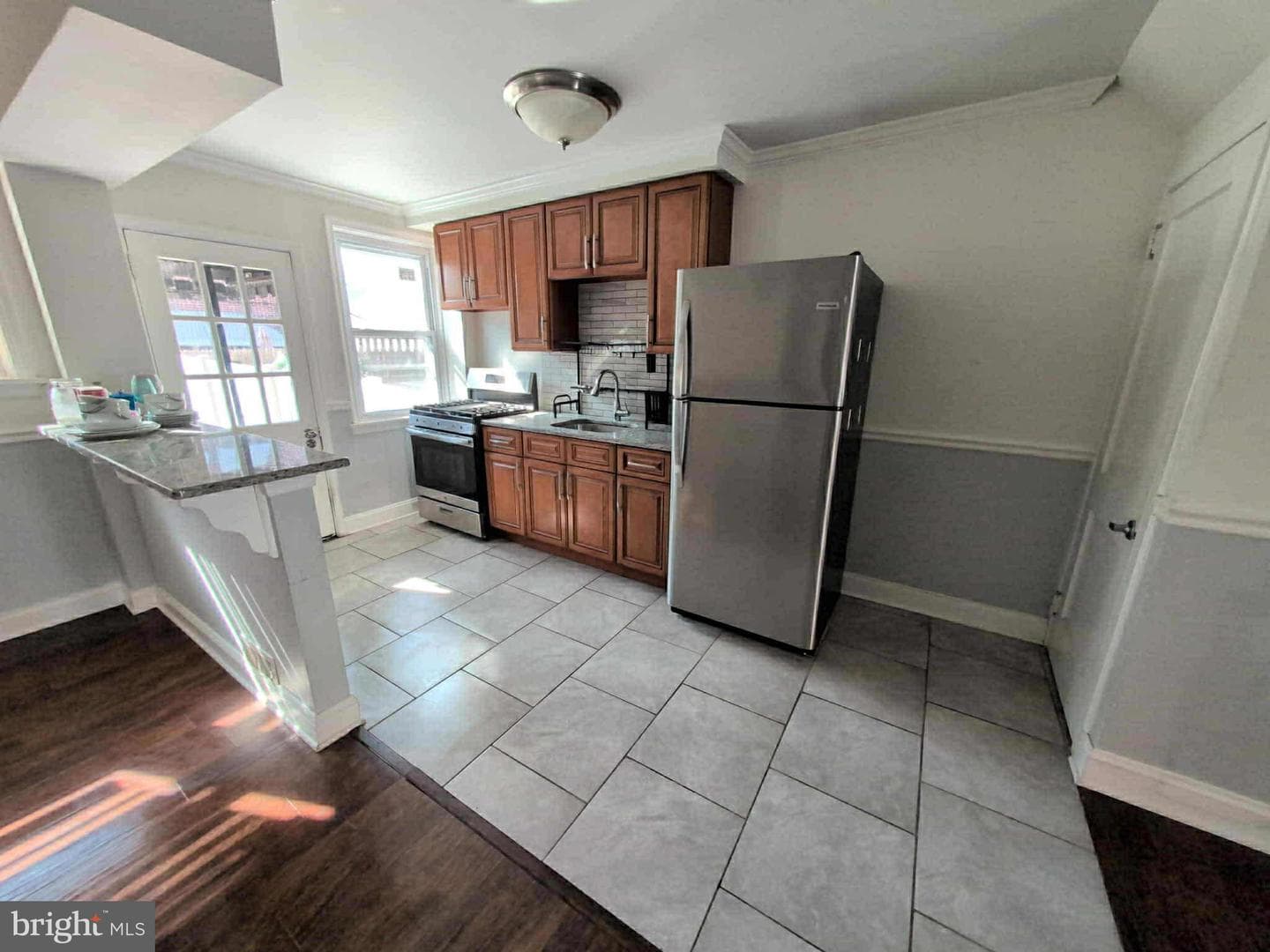 3433 Belgrade Street photo 3