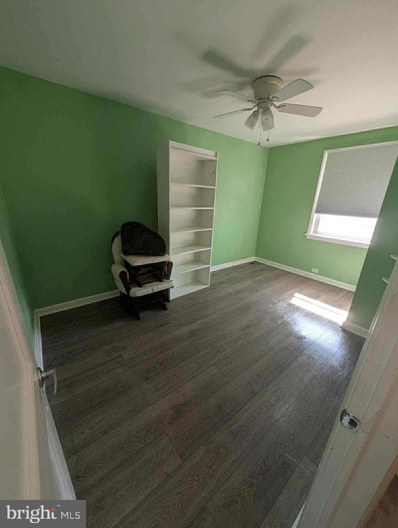 3433 Belgrade Street photo 5