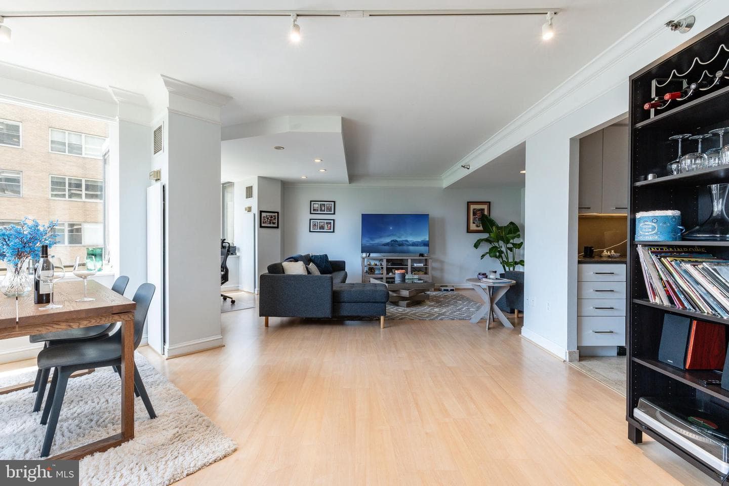 202 W Rittenhouse Square #1108 photo 12