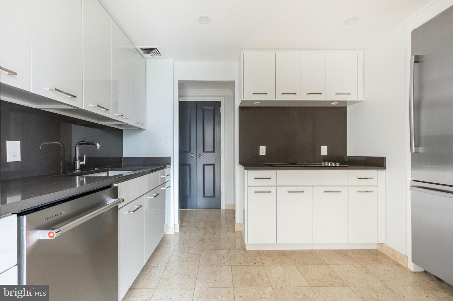 202 W Rittenhouse Square #1108 photo 16