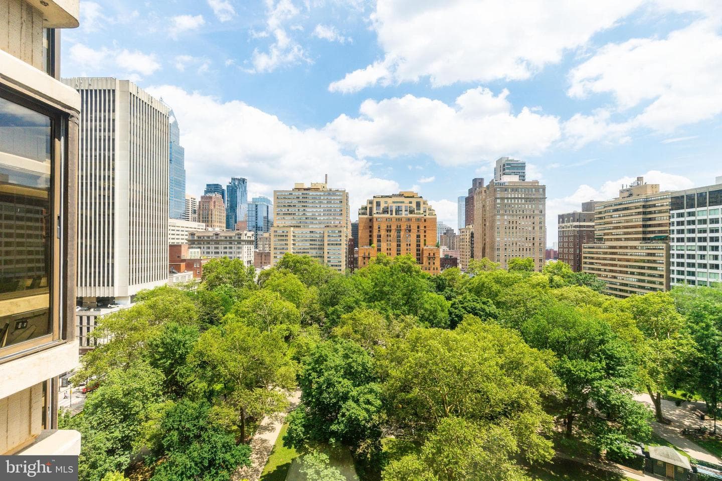 202 W Rittenhouse Square #1108 photo 24