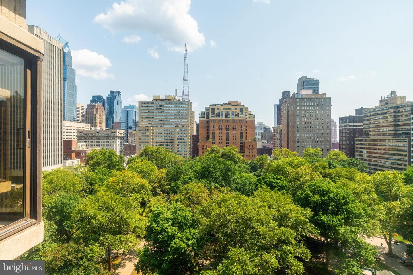 202 W Rittenhouse Square #1108 photo 34