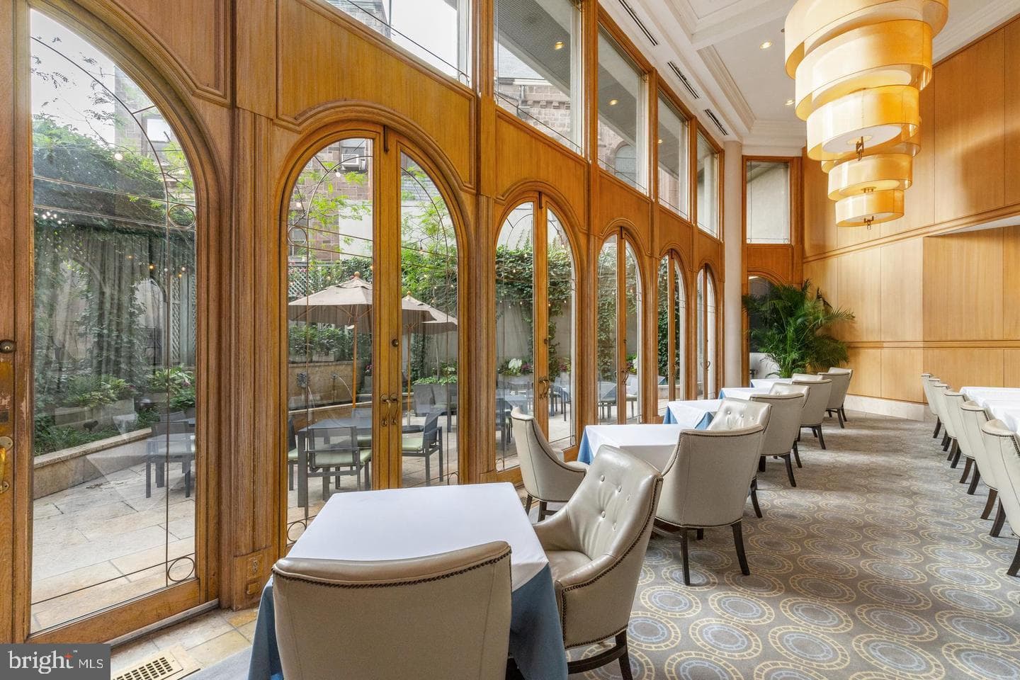 202 W Rittenhouse Square #1108 photo 39