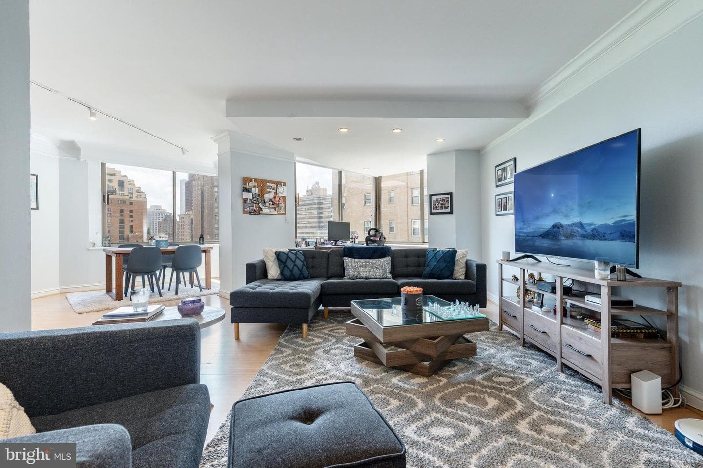 202 W Rittenhouse Square #1108 photo 5