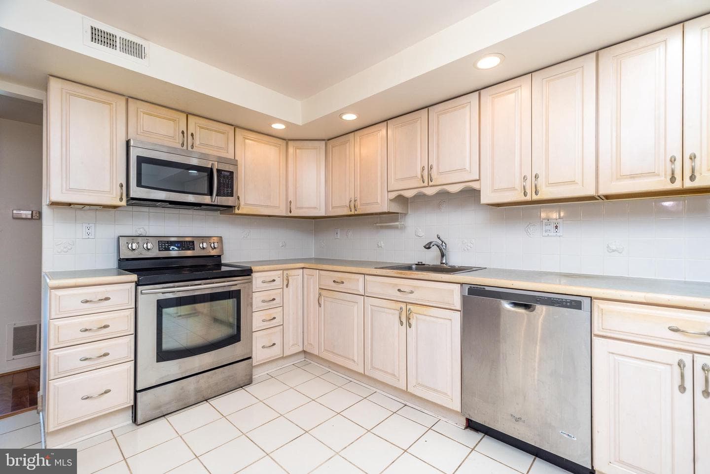 2131 Welsh Road #315 photo 9