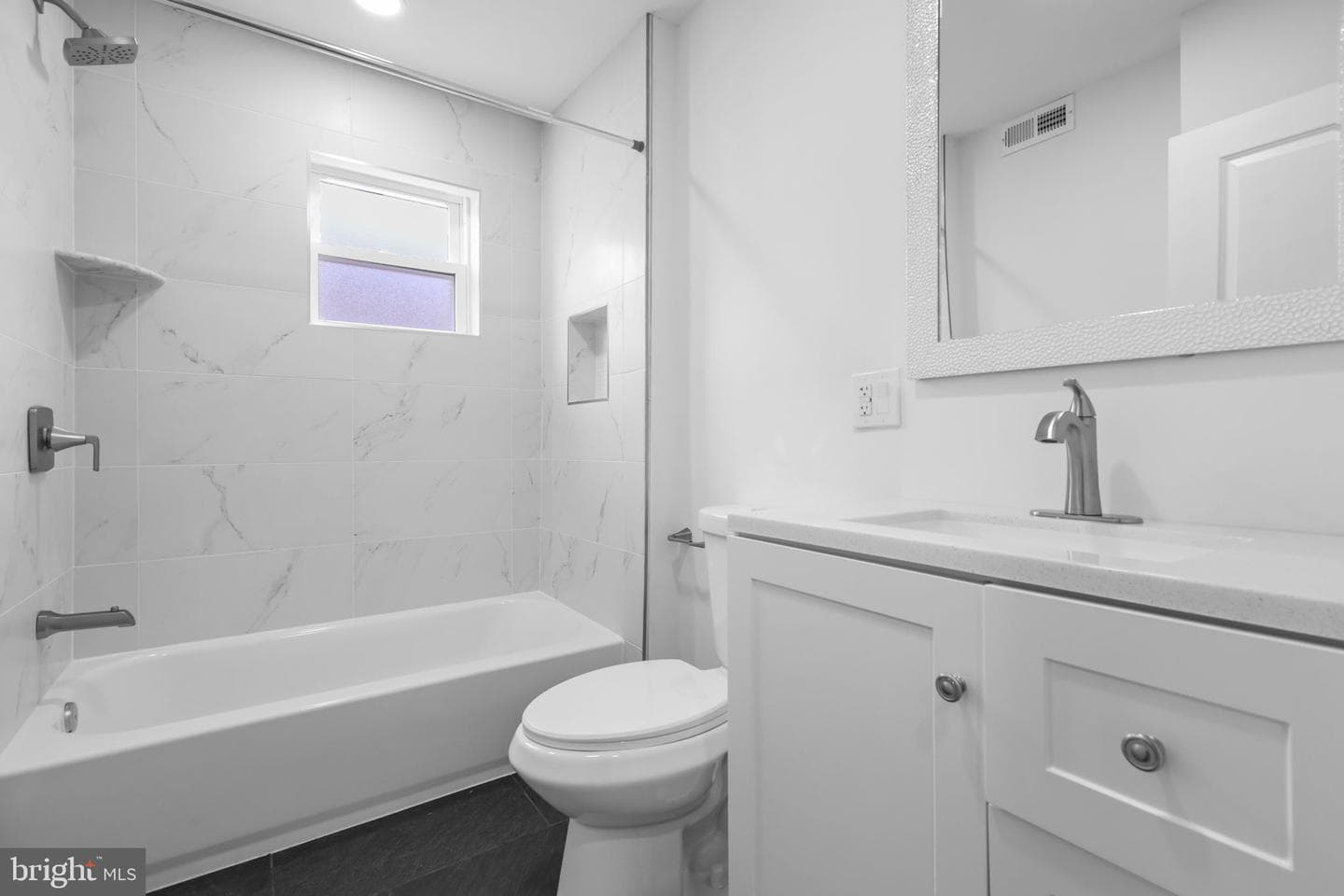 5719 W Jefferson Street photo 12