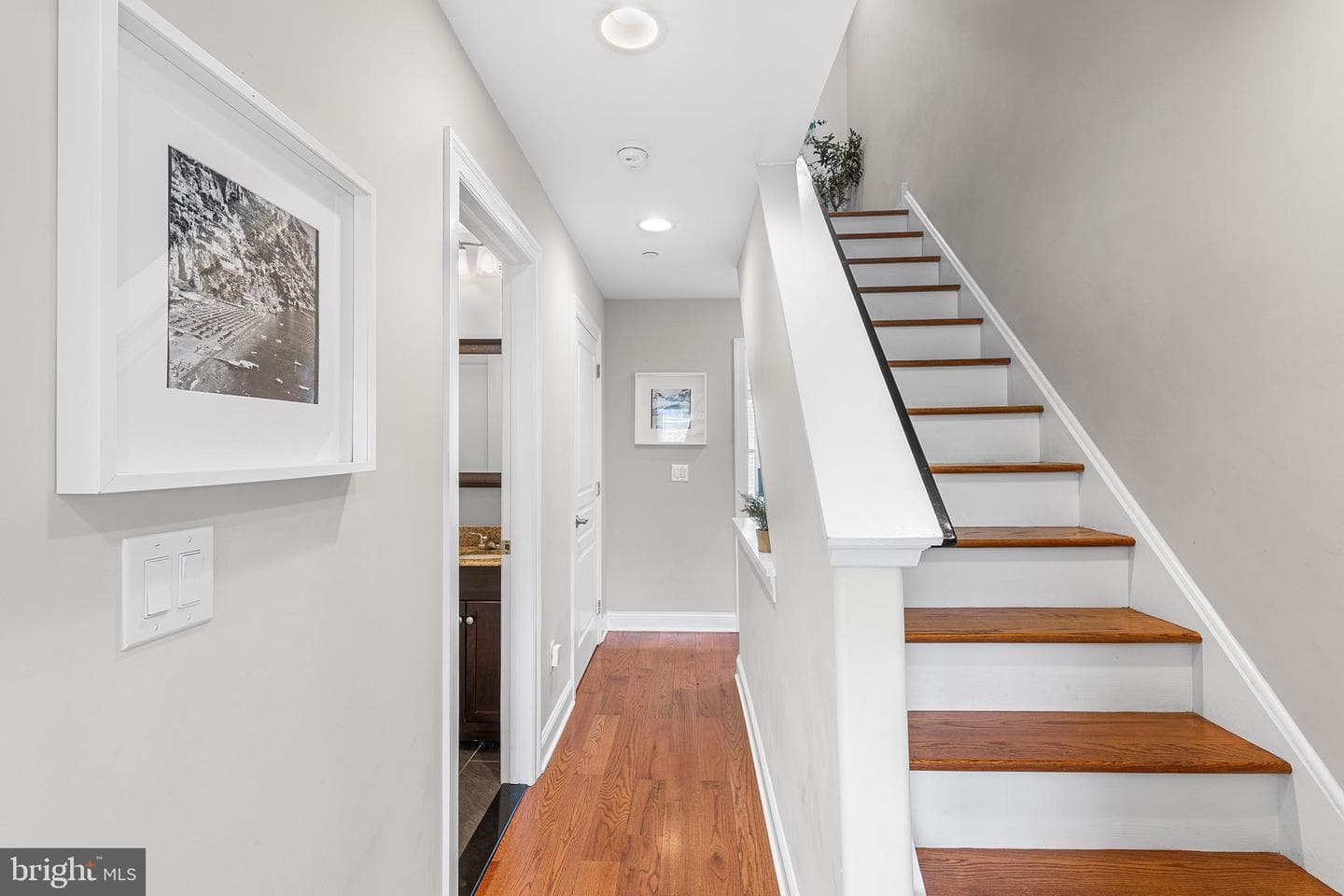 629 Mercy Street photo 15