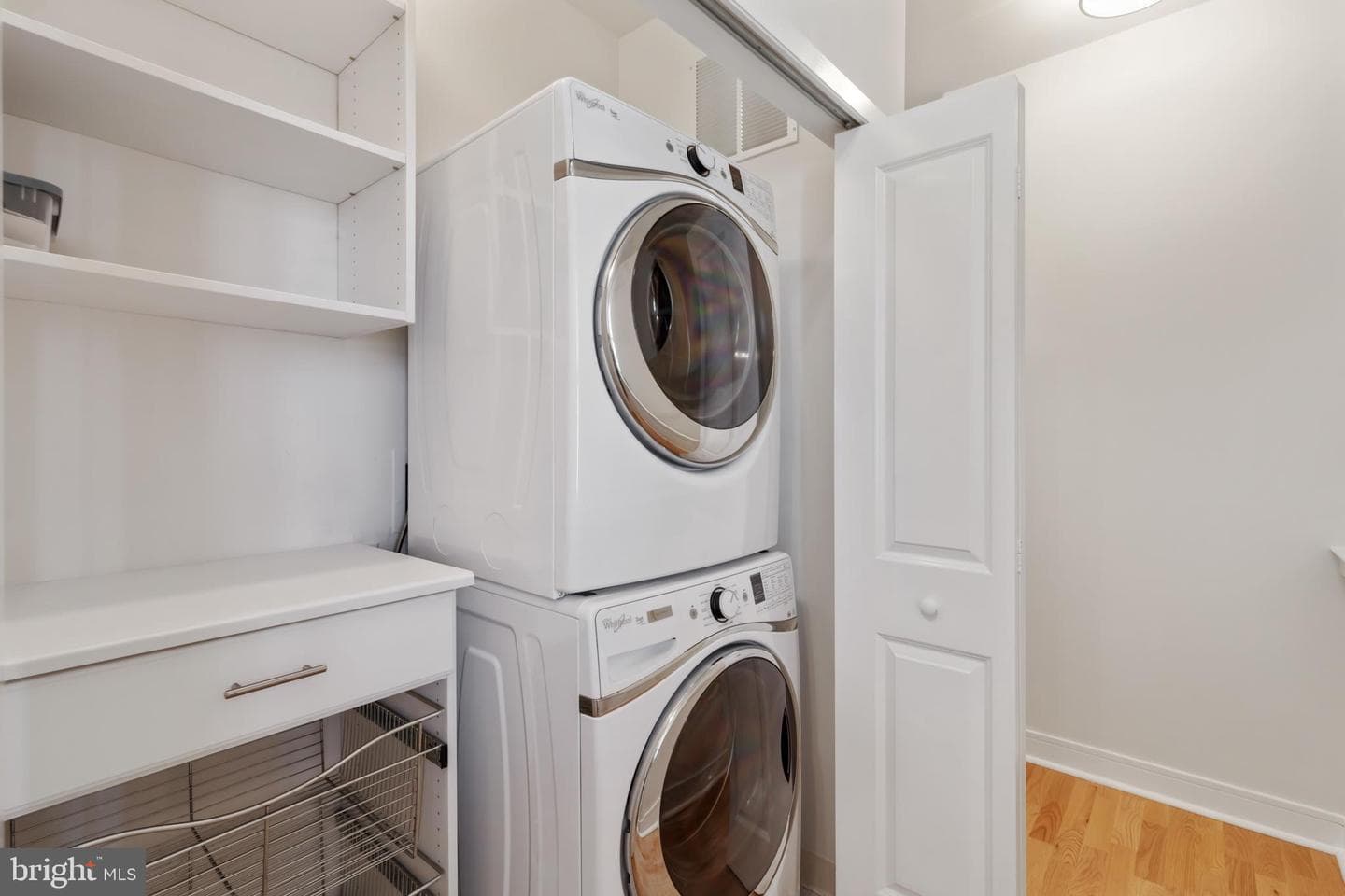 2443 Bainbridge Street photo 23
