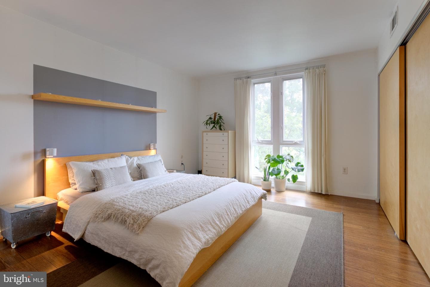 870 N 28th Street #201 photo 20