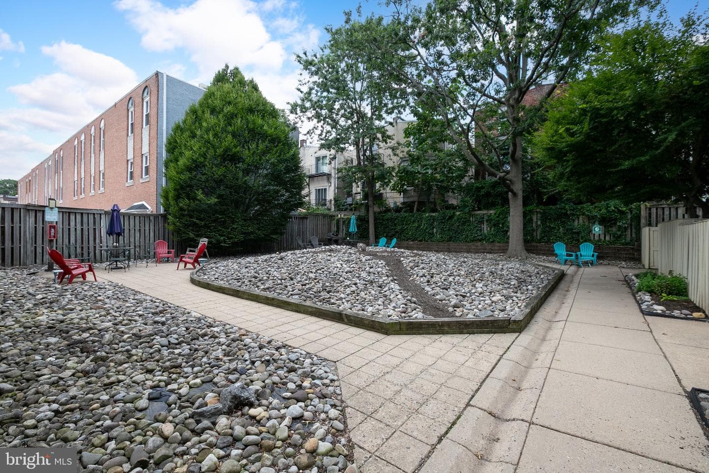 870 N 28th Street #201 photo 41