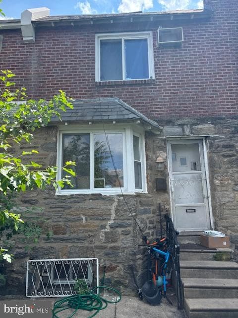 642 Van Kirk Street photo 3