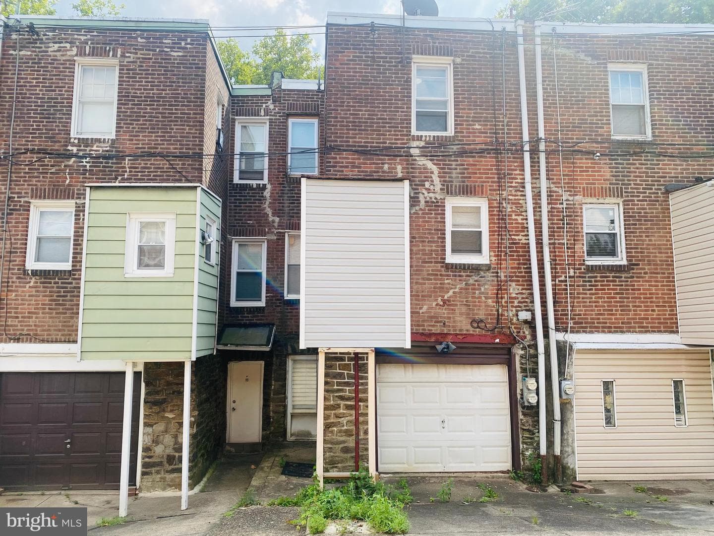 539 E Godfrey Avenue photo 11