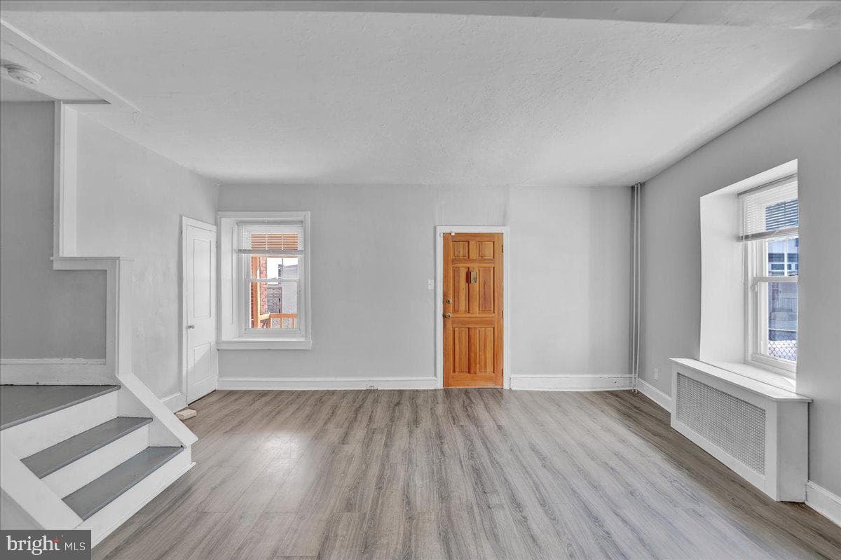 4531 Mitchell Street photo 10