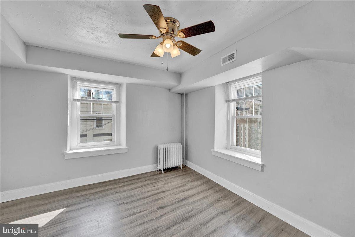 4531 Mitchell Street photo 12