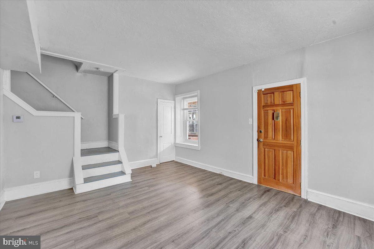 4531 Mitchell Street photo 6