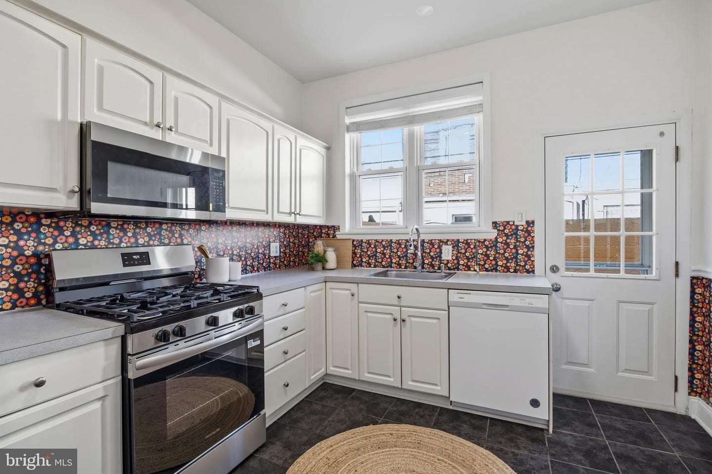2428 S 16th Street photo 12